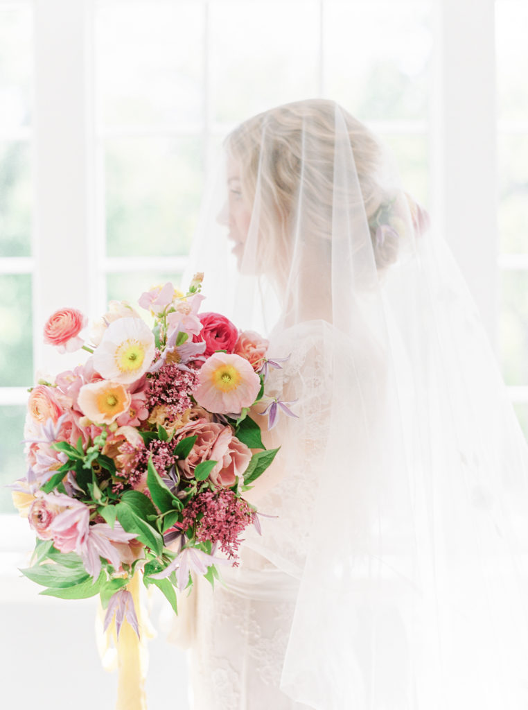 Colorful bridal bouquet | Lauren Fair Photography